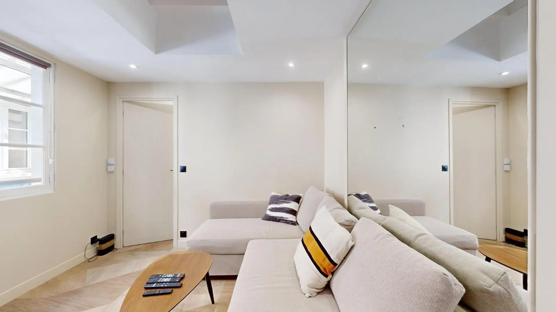 Bluestay 44 - Charmant A * Paris